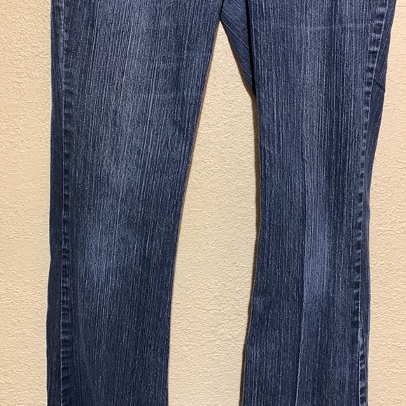 Bandolino Blue Denim Jeans Pants Size 6 Flap Pockets 🌀 - Picture 3 of 16